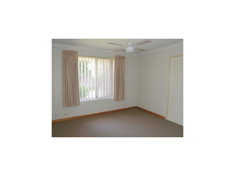 B/14 Cox Street, Mandurah WA 6210