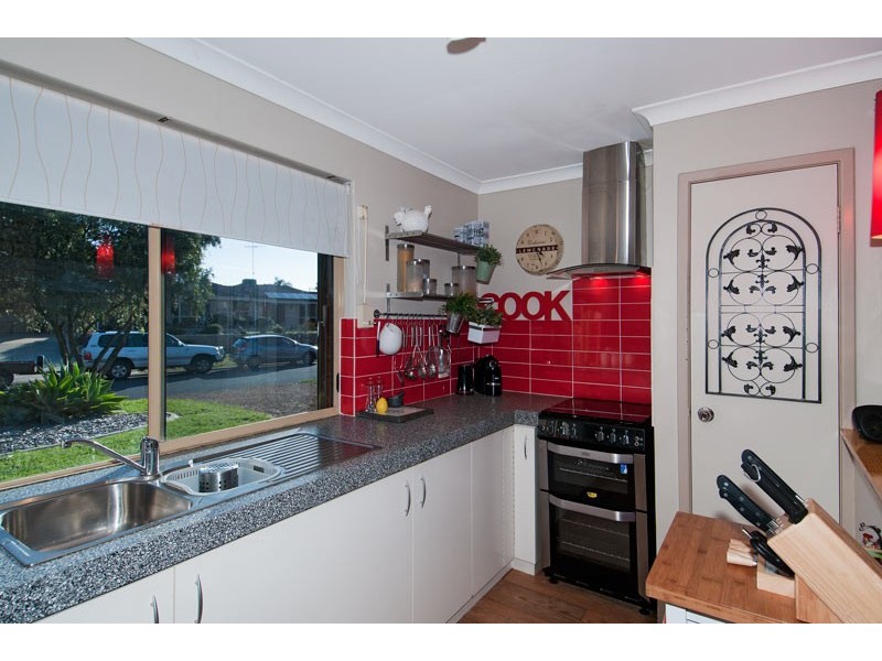 5A Foster Road, Coodanup WA 6210