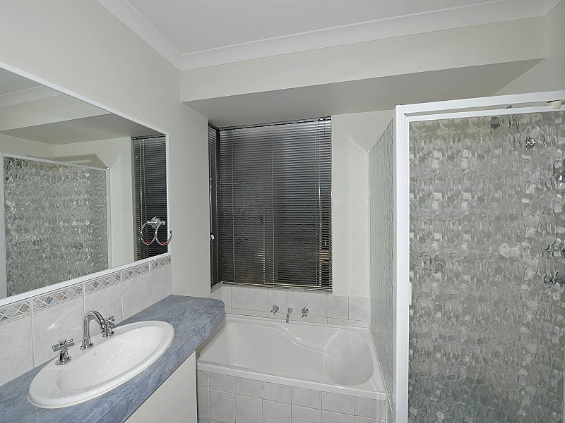 16 Greenshank Mews, Wannanup WA 6210