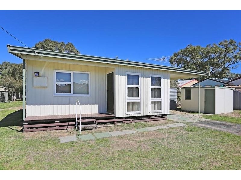 5 Baroy Street, Falcon WA 6210