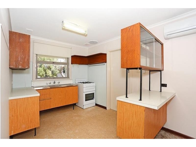 5 Baroy Street, Falcon WA 6210