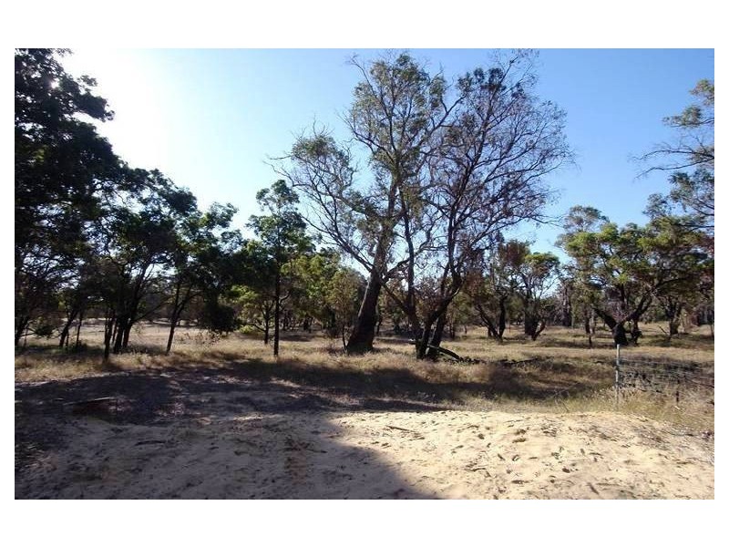 3 Corker Vale, Lake Clifton WA 6215