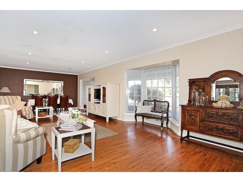 113 Mclarty Road, Halls Head WA 6210