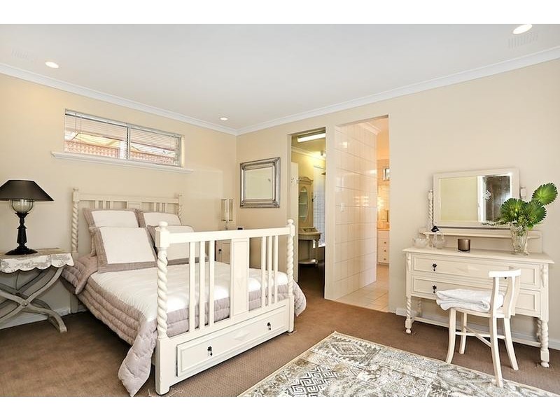 113 Mclarty Road, Halls Head WA 6210