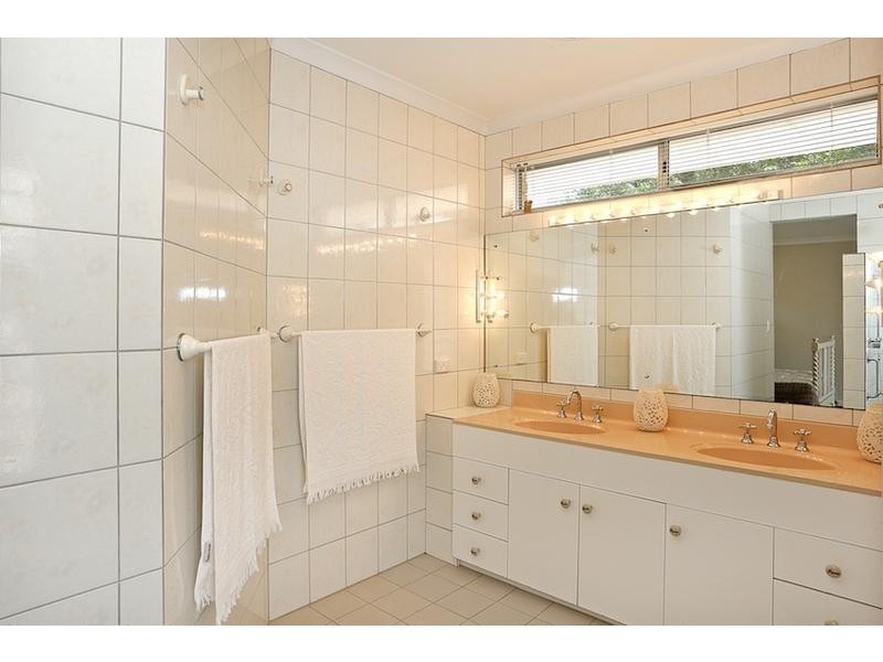 113 Mclarty Road, Halls Head WA 6210