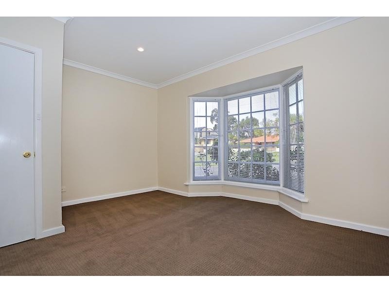 113 Mclarty Road, Halls Head WA 6210