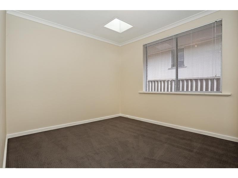 113 Mclarty Road, Halls Head WA 6210