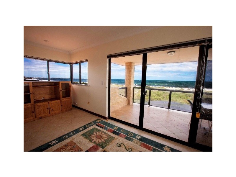 38 Ronsard Drive, Mandurah WA 6210