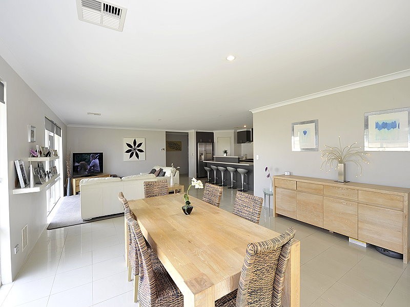 3 Scarab Court, Halls Head WA 6210