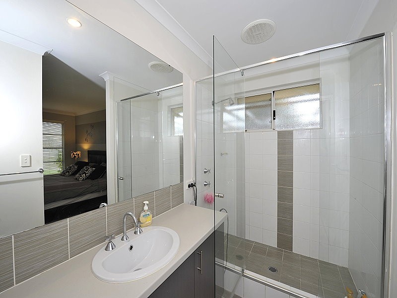 3 Scarab Court, Halls Head WA 6210