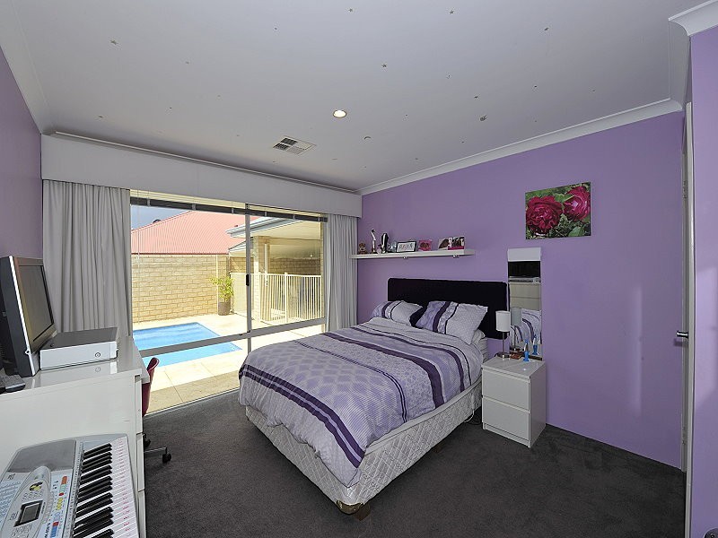 3 Scarab Court, Halls Head WA 6210