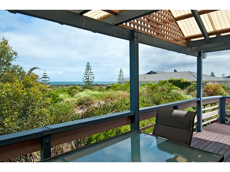 8 Coffey Street, Singleton WA 6175