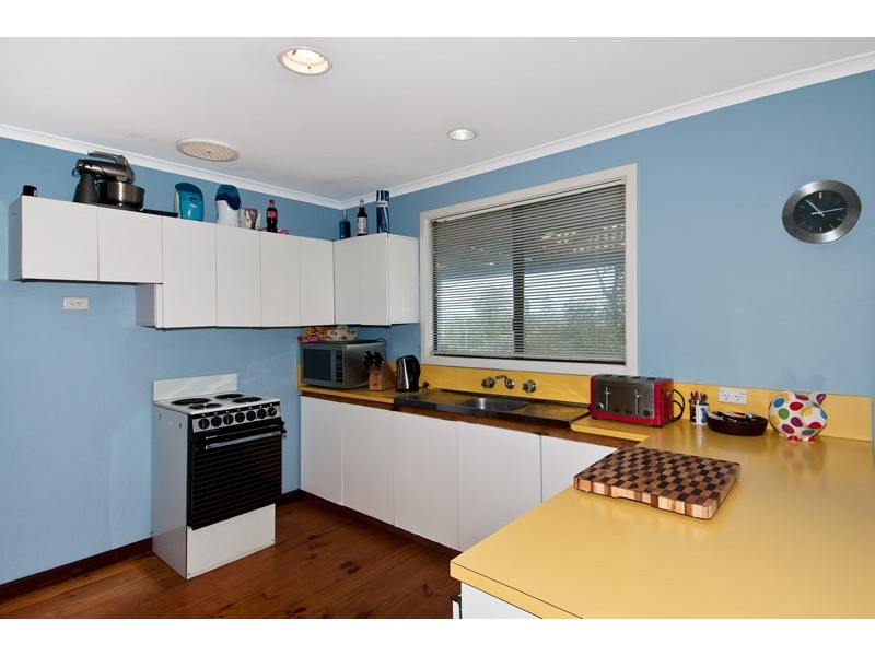 8 Coffey Street, Singleton WA 6175