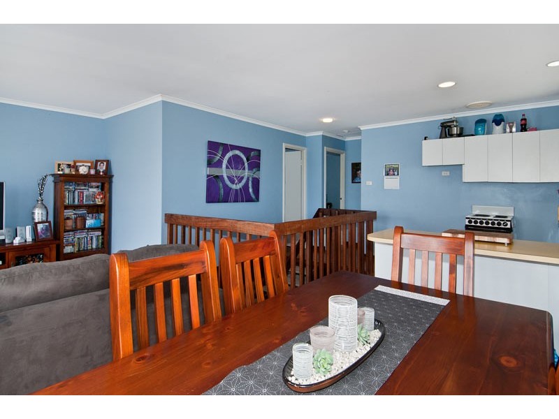 8 Coffey Street, Singleton WA 6175