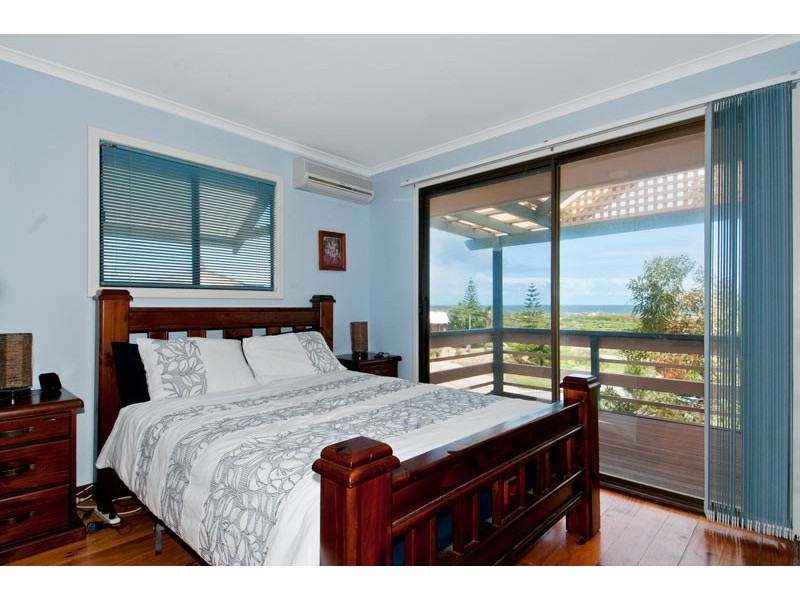 8 Coffey Street, Singleton WA 6175