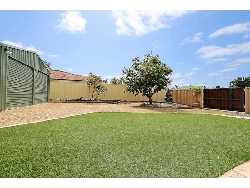 27 Templetonia Promenade, Halls Head WA 6210