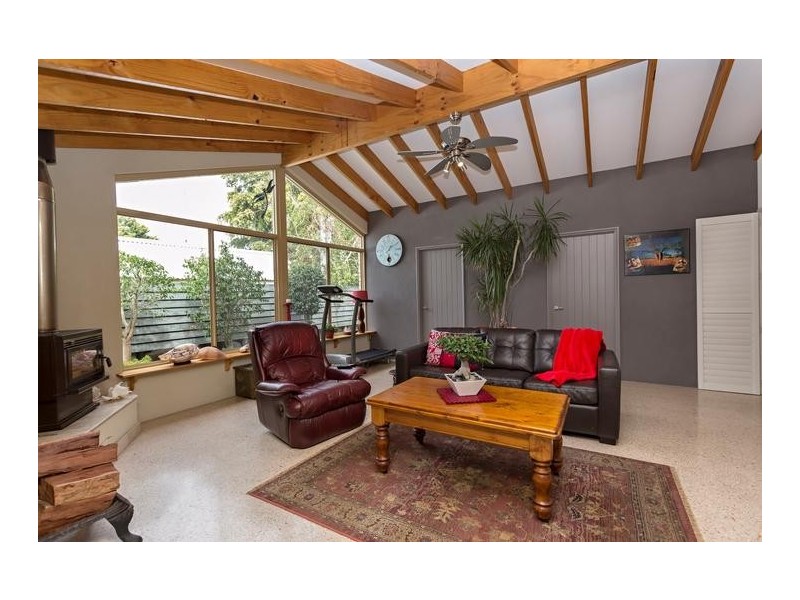 5 Tarata Close, Halls Head WA 6210