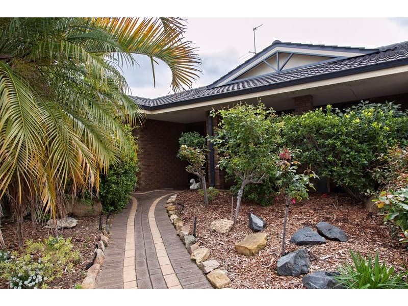 38 Arundel Drive, Halls Head WA 6210