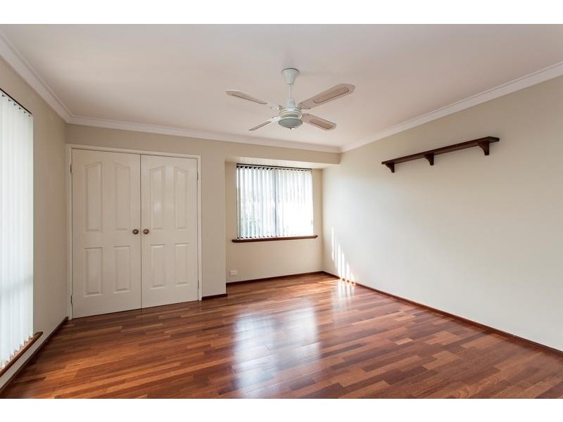 38 Arundel Drive, Halls Head WA 6210