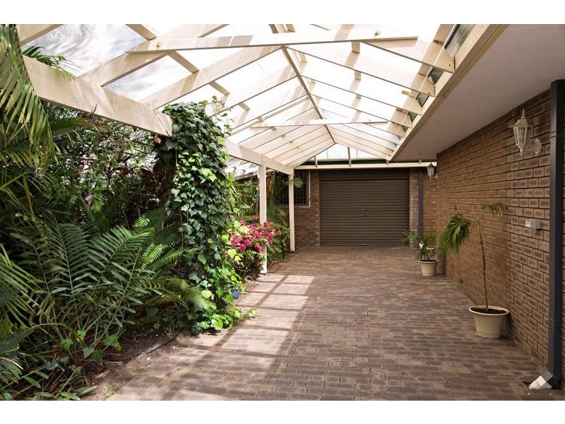 38 Arundel Drive, Halls Head WA 6210