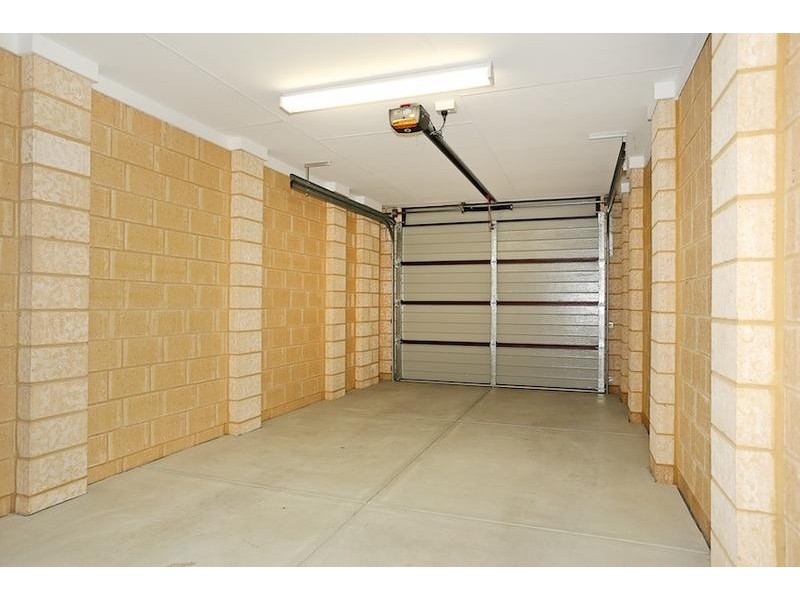 73 Leisure Way, Halls Head WA 6210