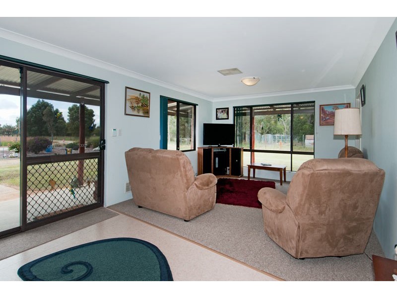 80 Tranquil Retreat, Barragup WA 6209