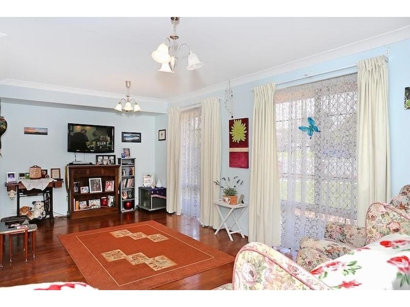 2/4 Tern Court, Halls Head WA 6210