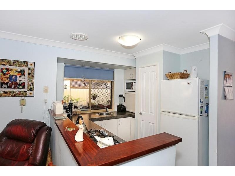 2/4 Tern Court, Halls Head WA 6210