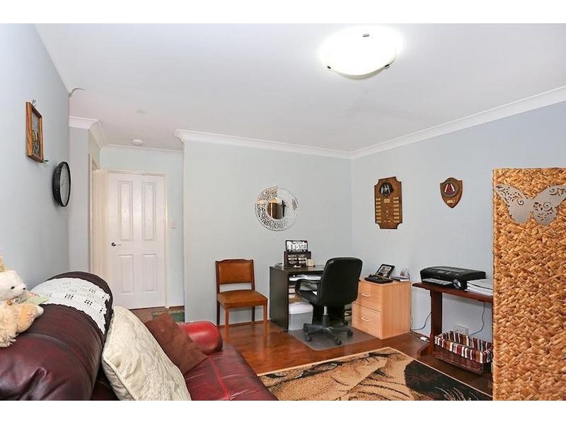 2/4 Tern Court, Halls Head WA 6210