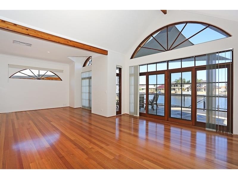 20 Donnelly Gardens, Dudley Park WA 6210