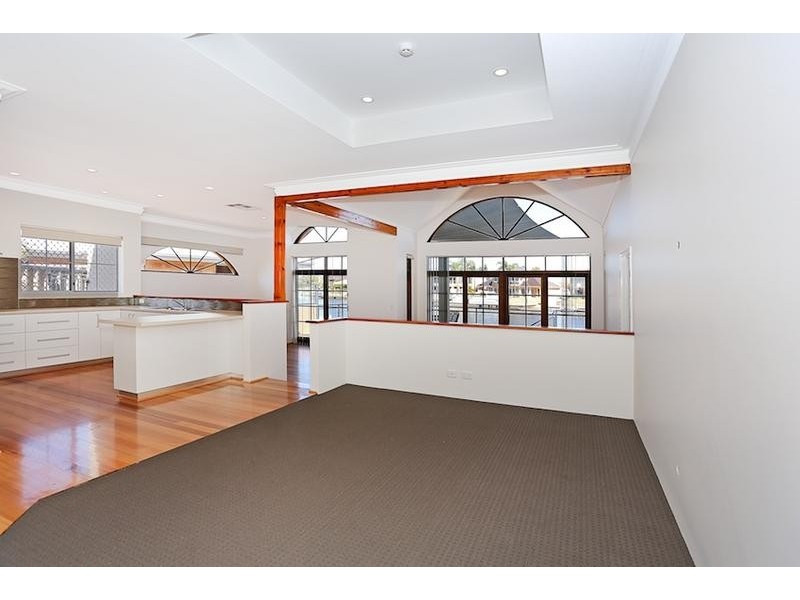 20 Donnelly Gardens, Dudley Park WA 6210