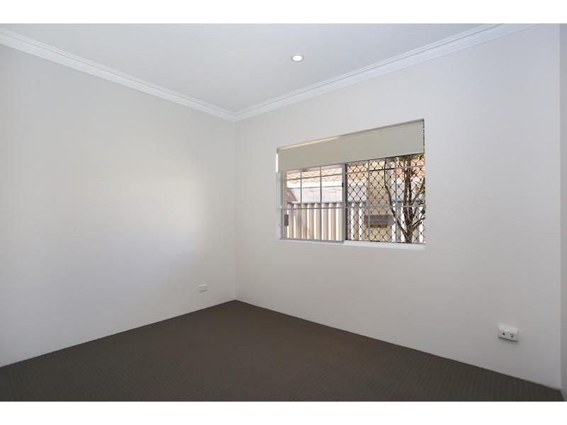 20 Donnelly Gardens, Dudley Park WA 6210