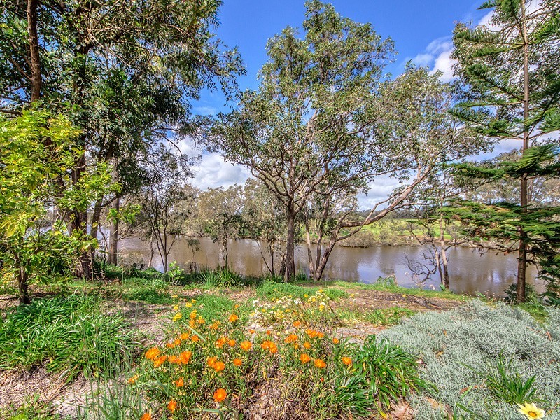 1 Rodoreda Crescent, Ravenswood WA 6208