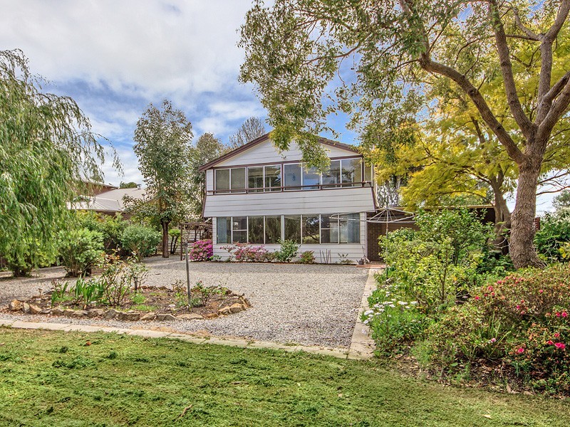 1 Rodoreda Crescent, Ravenswood WA 6208