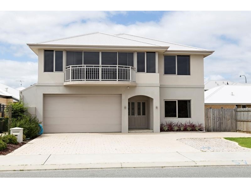 117 Hudson Drive, Dudley Park WA 6210