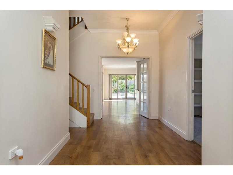 117 Hudson Drive, Dudley Park WA 6210