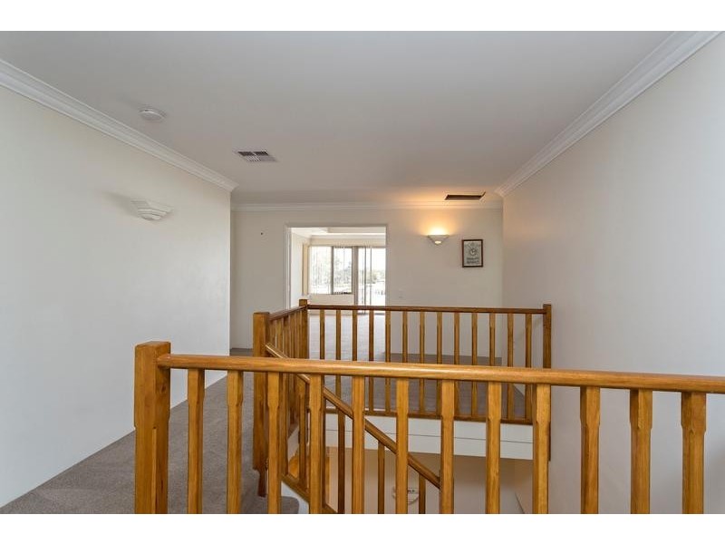 117 Hudson Drive, Dudley Park WA 6210