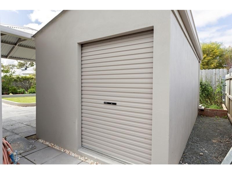 117 Hudson Drive, Dudley Park WA 6210