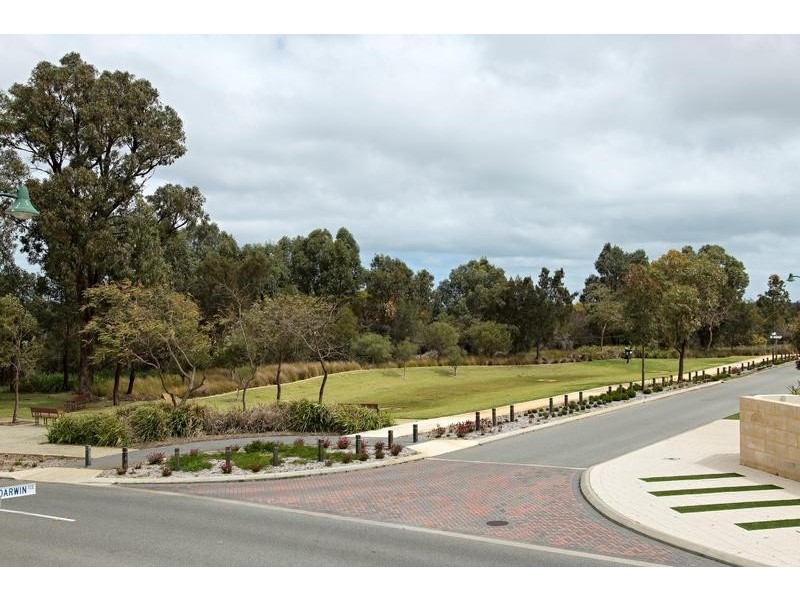 117 Hudson Drive, Dudley Park WA 6210