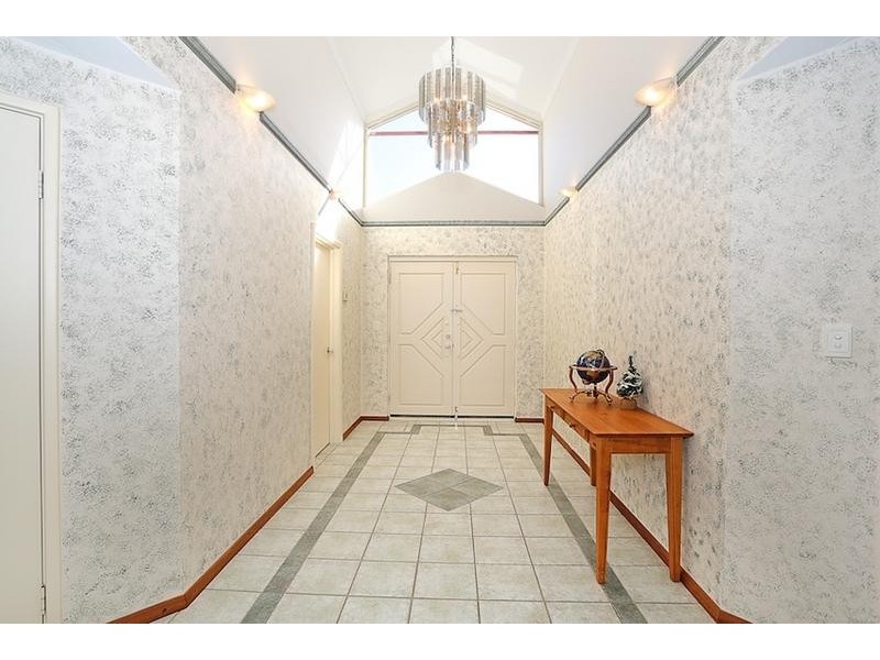 10 De Grey Close, Dudley Park WA 6210