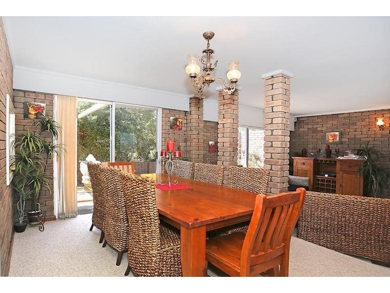 36 Halls Head Parade, Halls Head WA 6210