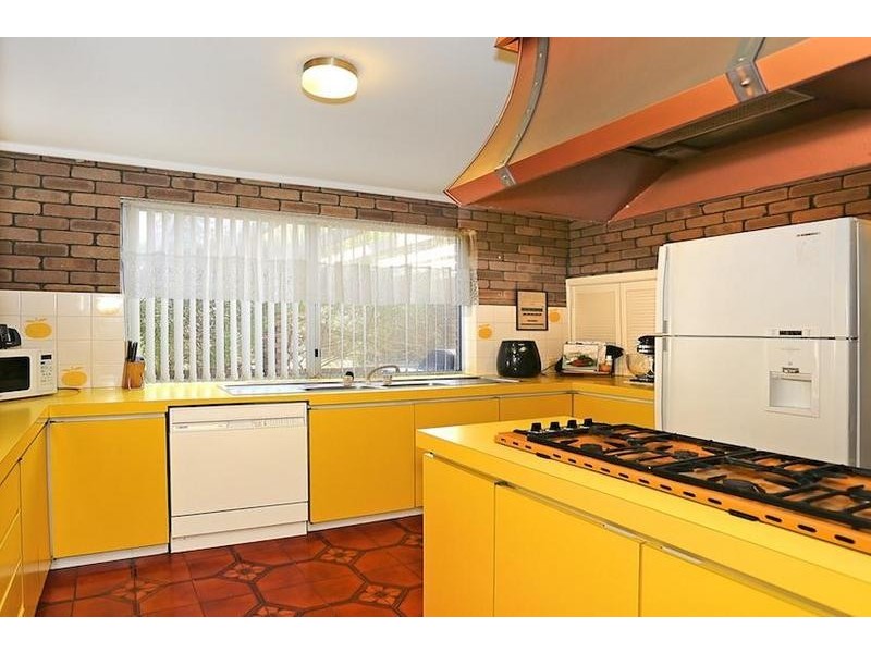 36 Halls Head Parade, Halls Head WA 6210