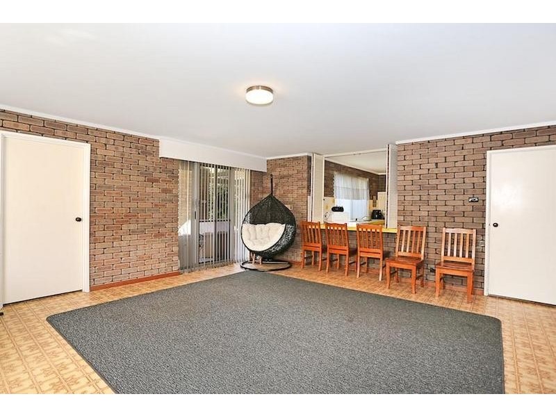 36 Halls Head Parade, Halls Head WA 6210