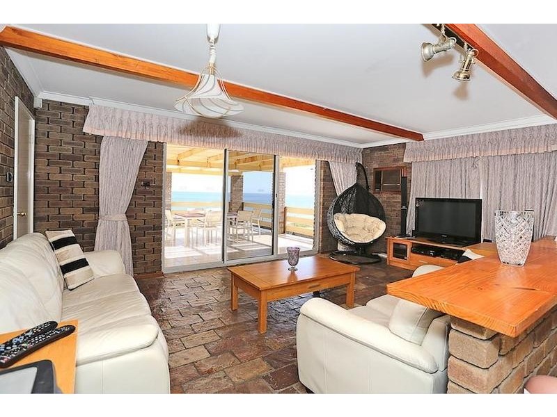 36 Halls Head Parade, Halls Head WA 6210