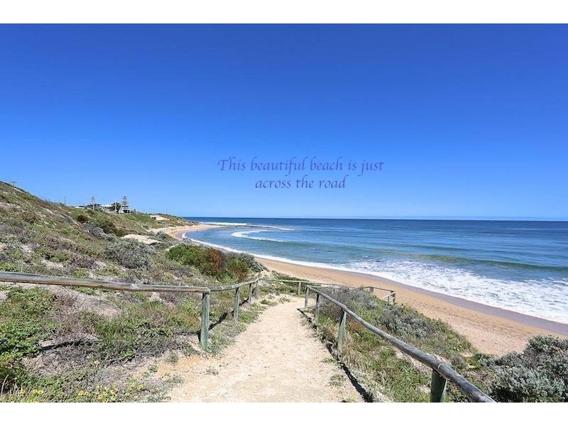 36 Halls Head Parade, Halls Head WA 6210