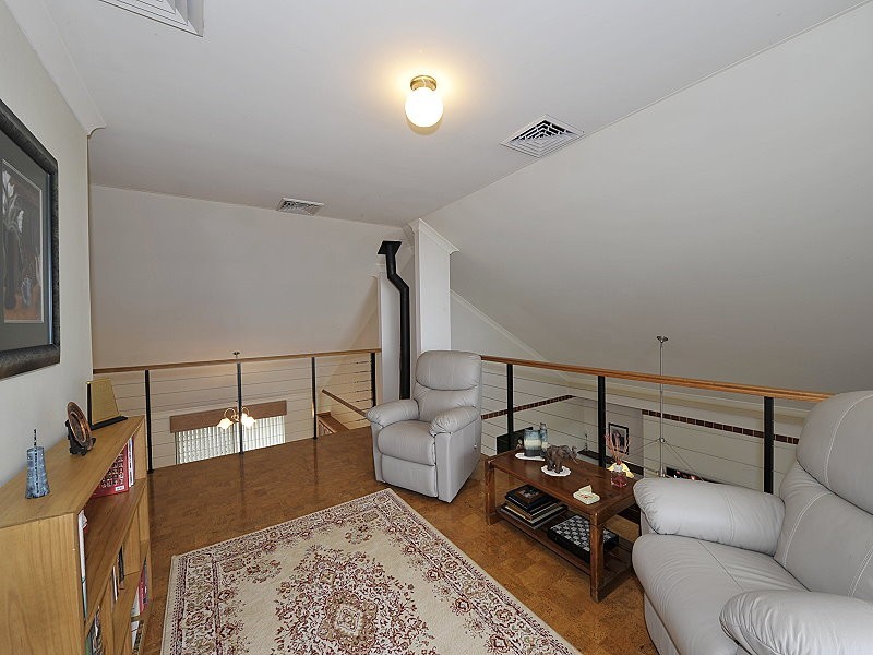 19 Onslow Court, Erskine WA 6210