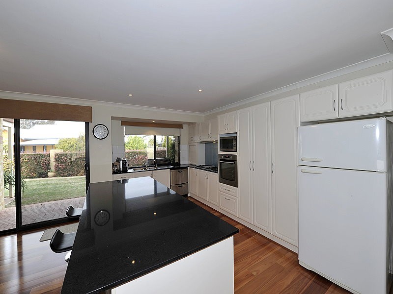 19 Onslow Court, Erskine WA 6210