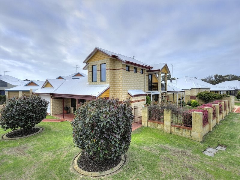 19 Onslow Court, Erskine WA 6210