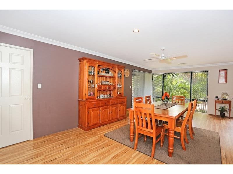 28 Templetonia Promenade, Halls Head WA 6210