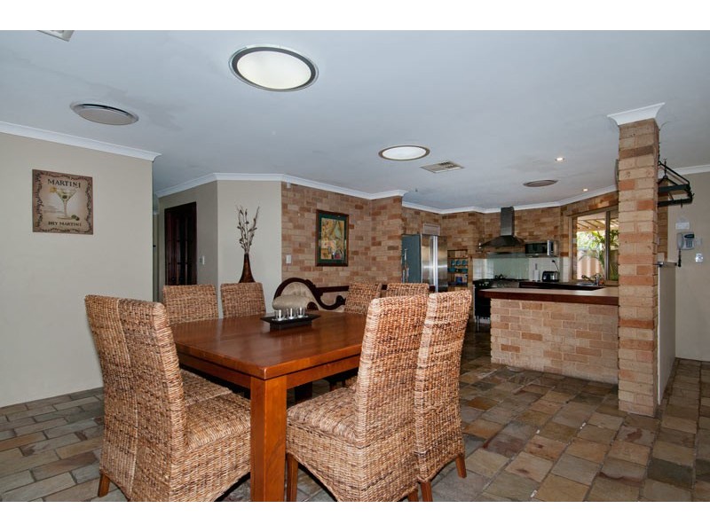 4 Magog Court, Greenfields WA 6210